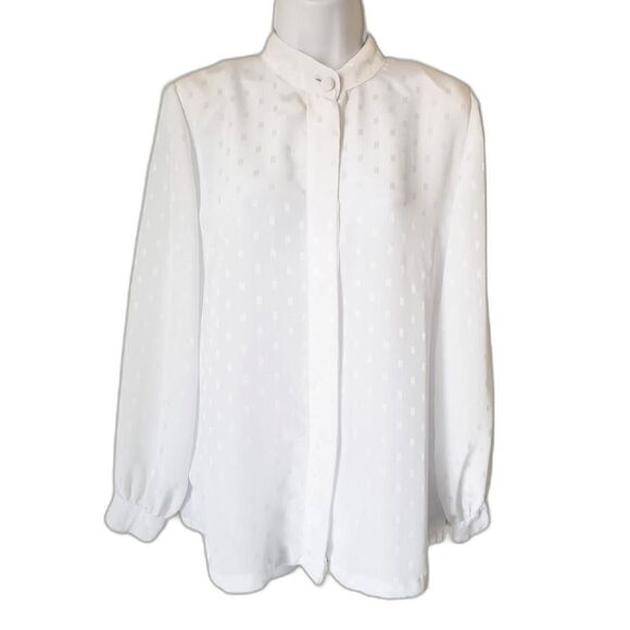 Flowy White VTG Button Down Blouse - Picture 1 of 5